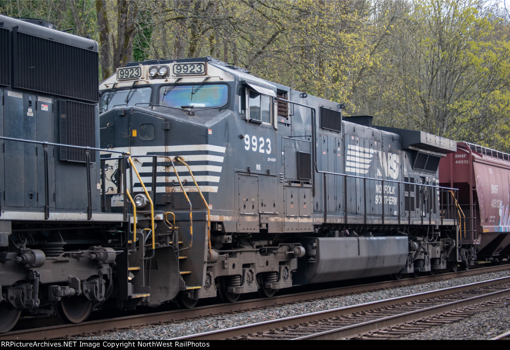 NS 9923